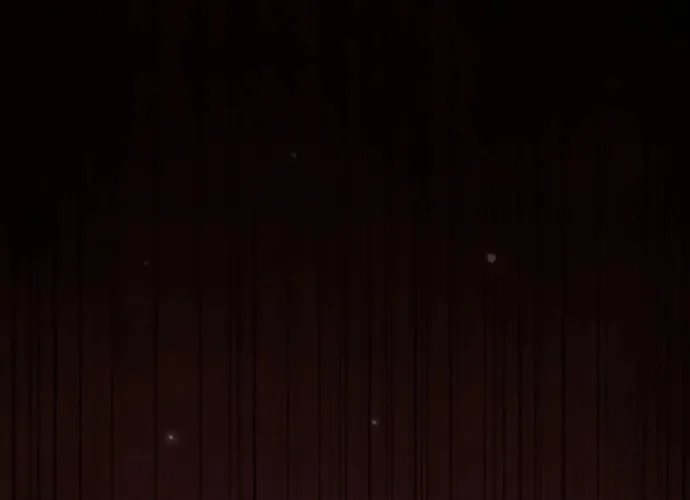 Xuyên Không Mãn Cấp Như Tôi Tại Sao Lại Là Quý Cô Mục Sư Chứ Chap 77 - Next Chap 78